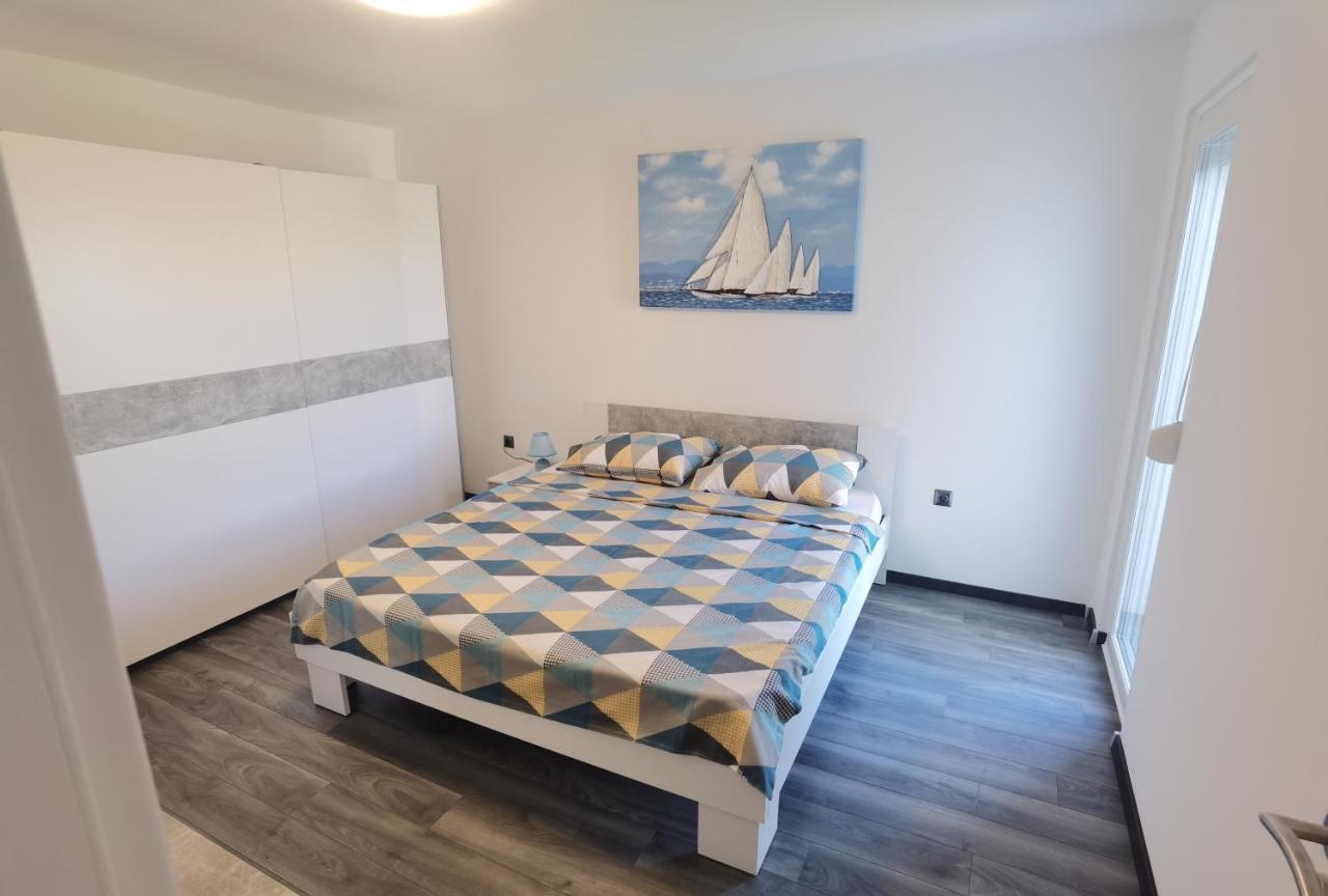 Apartment Pek 茨里克韦尼察 外观 照片