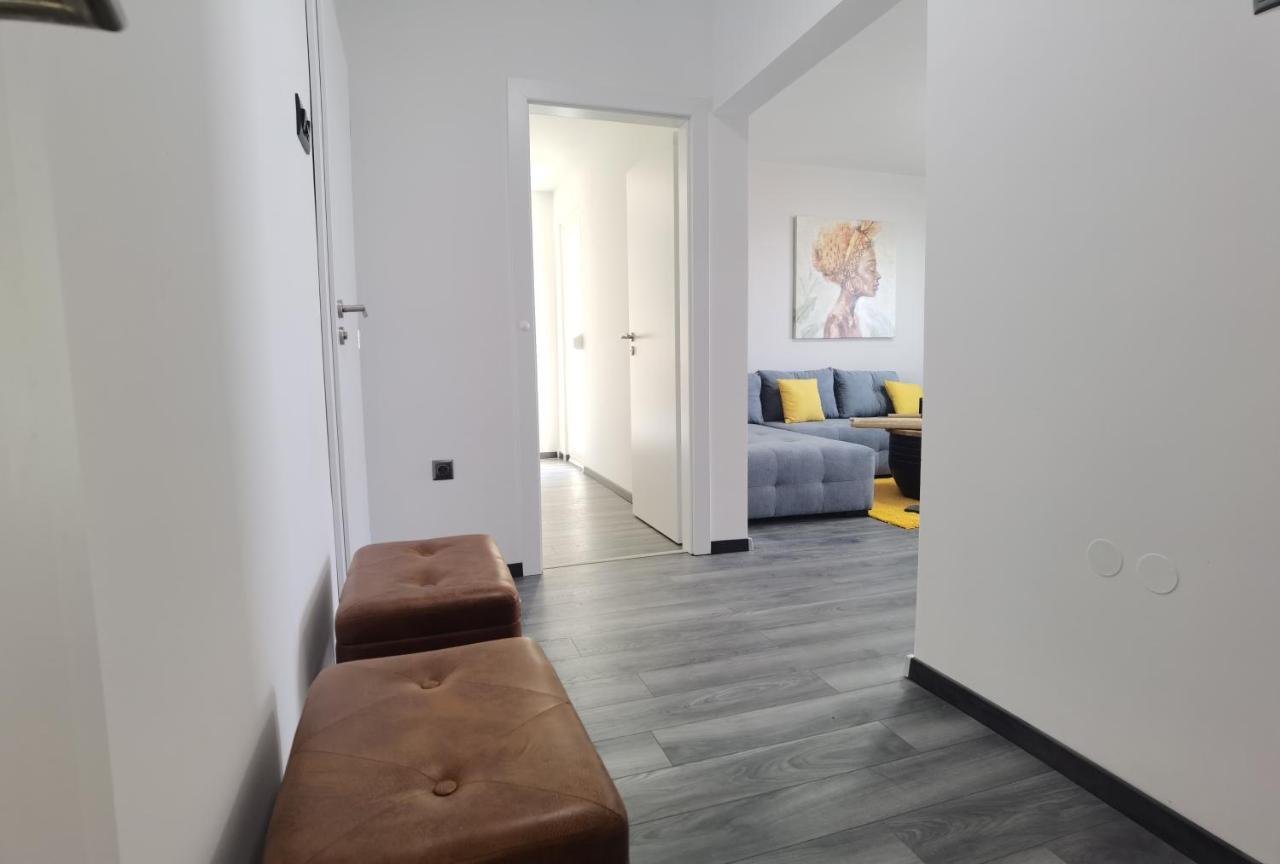 Apartment Pek 茨里克韦尼察 外观 照片