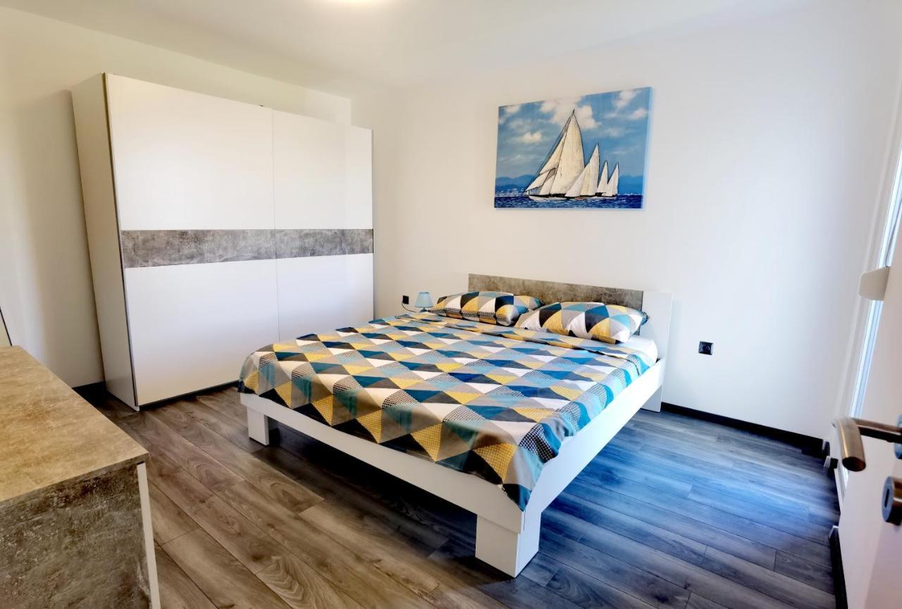 Apartment Pek 茨里克韦尼察 外观 照片